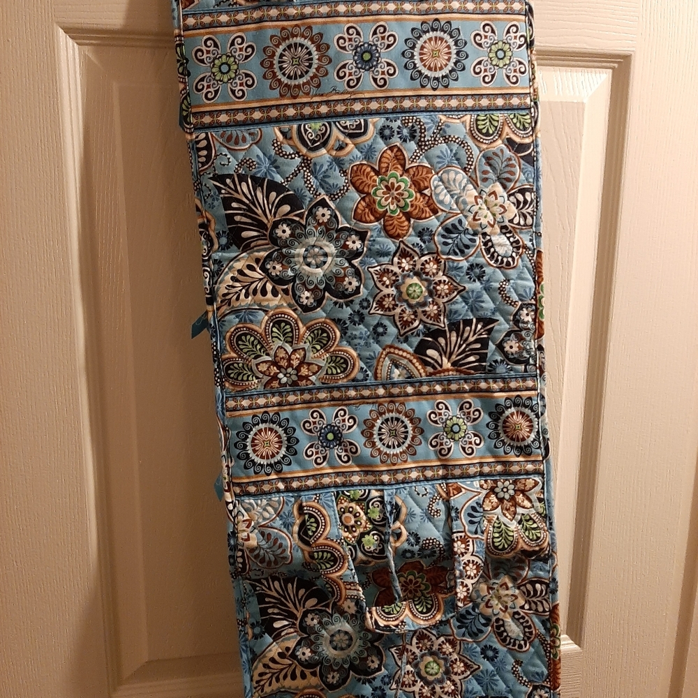 Vera bradley travel toiletry holder